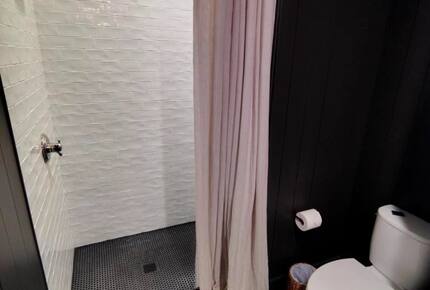 A Serene Cabin Experience with Modern Touches - Eclectic, Alabama