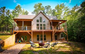 A Serene Cabin Experience with Modern Touches - Eclectic, Alabama