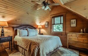 Mountain Majesty at Frog Summit - Blue Ridge, Georgia