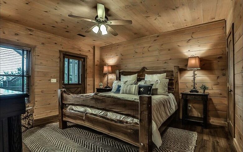 Mountain Majesty at Frog Summit - Blue Ridge, Georgia