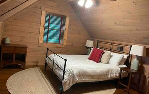 Mountain Majesty at Frog Summit - Blue Ridge, Georgia