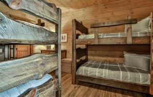 Mountain Majesty at Frog Summit - Blue Ridge, Georgia