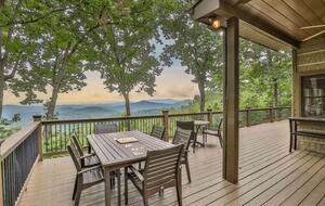 Mountain Majesty at Frog Summit - Blue Ridge, Georgia