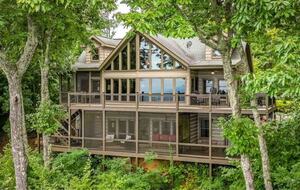 Mountain Majesty at Frog Summit - Blue Ridge, Georgia