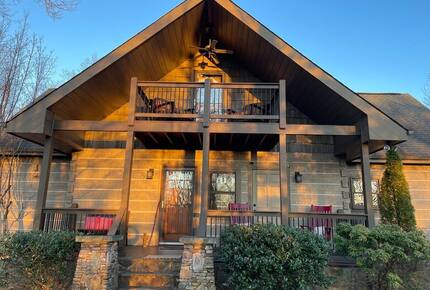 Mountain Majesty at Frog Summit - Blue Ridge, Georgia