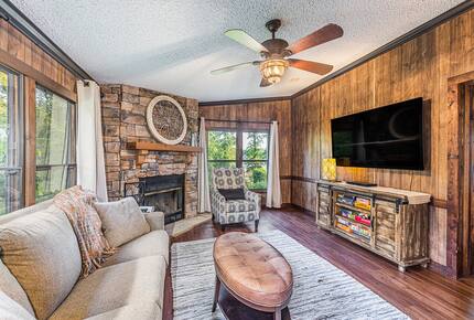 Lake Sinclair Sunshine House - Sparta, Georgia