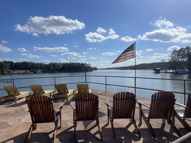 Lake Sinclair Sunshine House - Sparta, Georgia