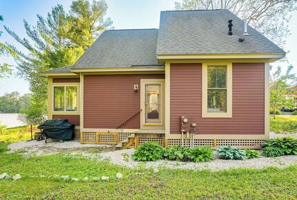 Lakeside Elegance in Westford’s Gated Community - Westford, Massachusetts