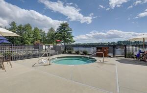 Lakeside Elegance in Westford’s Gated Community - Westford, Massachusetts