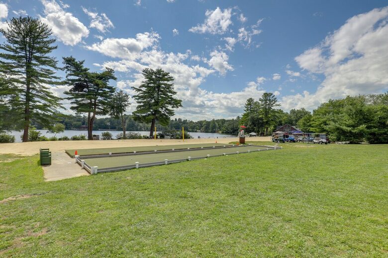 Lakeside Elegance in Westford’s Gated Community - Westford, Massachusetts