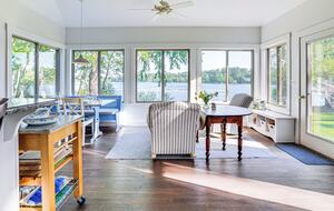 Lakeside Elegance in Westford’s Gated Community - Westford, Massachusetts