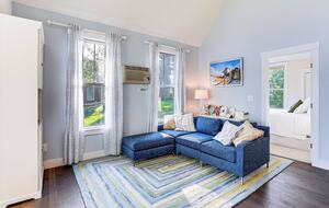 Lakeside Elegance in Westford’s Gated Community - Westford, Massachusetts