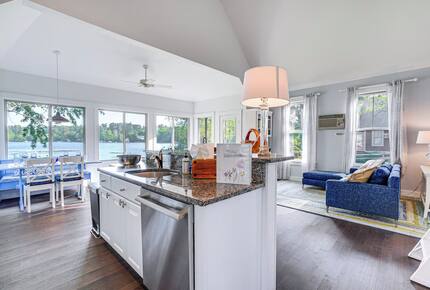 Lakeside Elegance in Westford’s Gated Community - Westford, Massachusetts