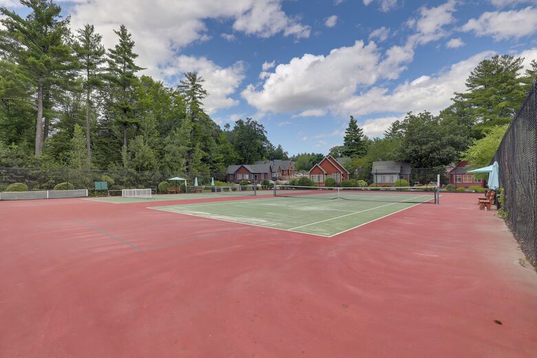 Lakeside Elegance in Westford’s Gated Community - Westford, Massachusetts