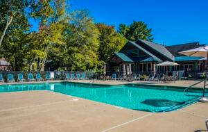 Adult pool / hot tub next to gym, restaurant/bar, beach