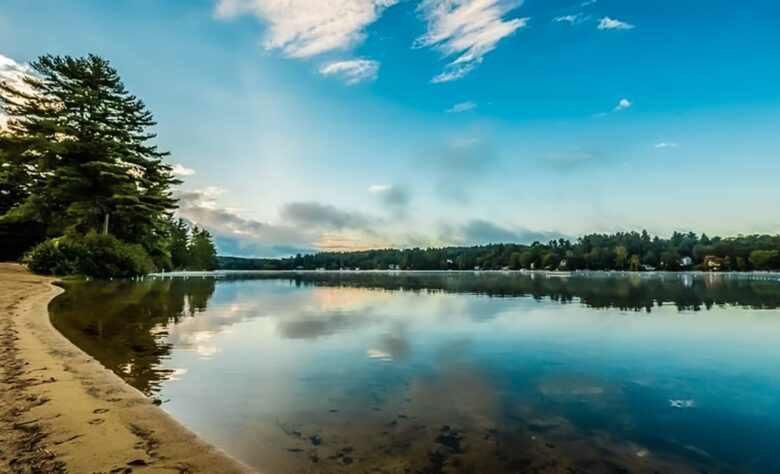 Lakeside Elegance in Westford’s Gated Community - Westford, Massachusetts