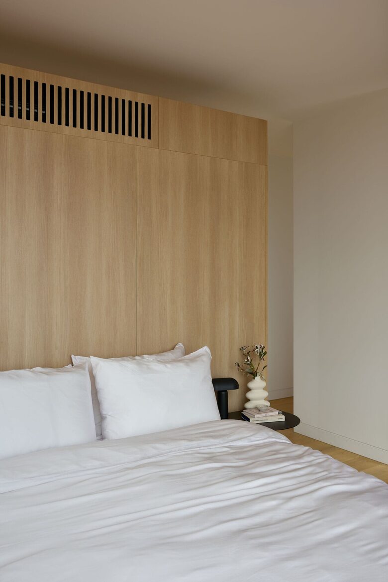 Elegant Beachfront Sanctuary with Sauna & Cold Plunge - Ventnor, Australia