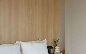 Elegant Beachfront Sanctuary with Sauna & Cold Plunge - Ventnor, Australia