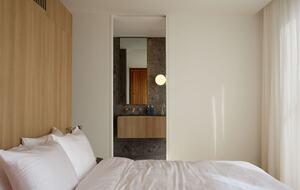 Elegant Beachfront Sanctuary with Sauna & Cold Plunge - Ventnor, Australia