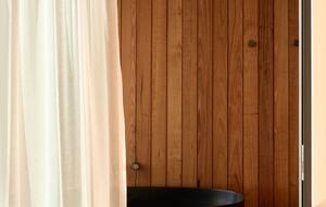 Elegant Beachfront Sanctuary with Sauna & Cold Plunge - Ventnor, Australia