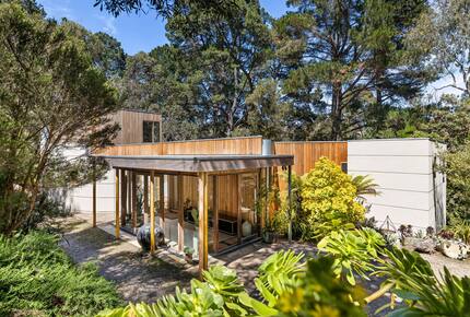 Architect’s Bushland Haven near Shoreham Beach - Shoreham, Australia