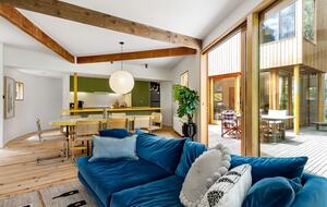 Architect’s Bushland Haven near Shoreham Beach - Shoreham, Australia