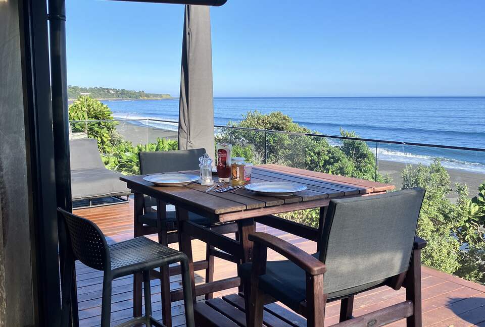 Modernist Gem with Ocean Views and Private Beach Access - Ōakura, New Zealand