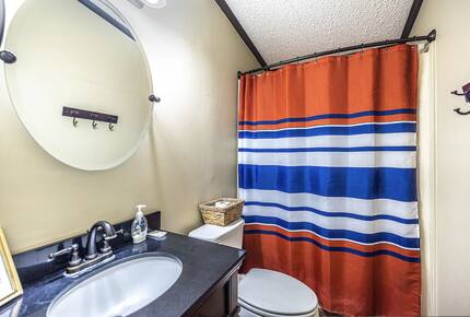 Lake Sinclair Sunshine House - Sparta, Georgia