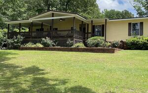 Lake Sinclair Sunshine House - Sparta, Georgia