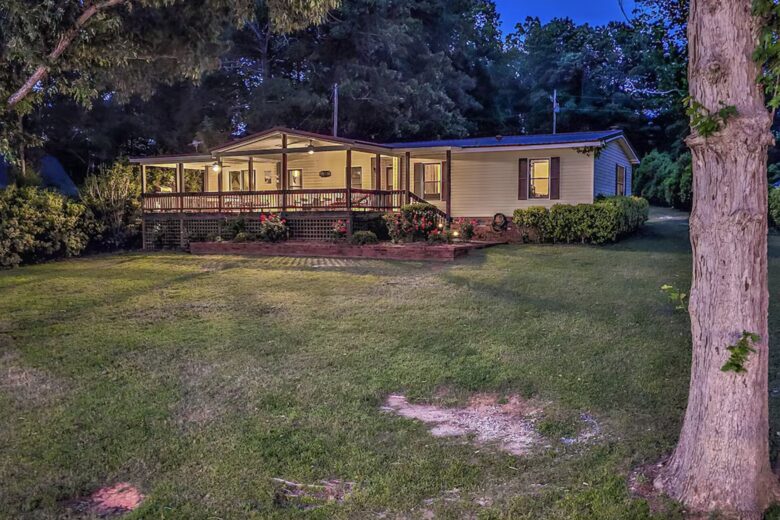 Lake Sinclair Sunshine House - Sparta, Georgia