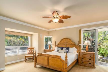 Serene Hawaiian Estate Above the Sea - Kailua Kona, Hawaii