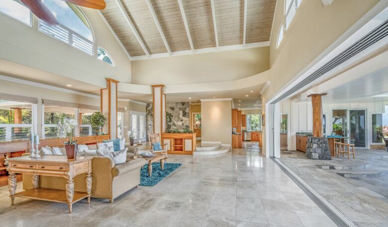 Serene Hawaiian Estate Above the Sea - Kailua Kona, Hawaii