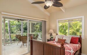 Serene Hawaiian Estate Above the Sea - Kailua Kona, Hawaii