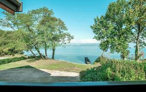 Lake Geneva frontlake House & Private Beach - Nernier, France