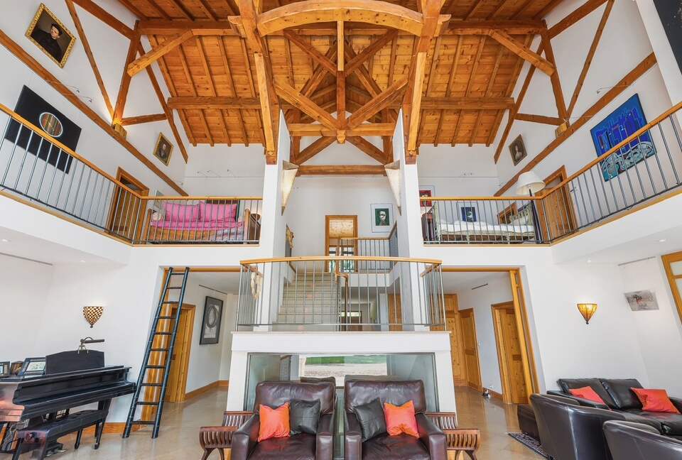 Lake Geneva frontlake House & Private Beach - Nernier, France