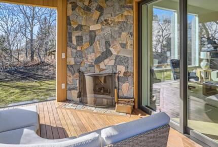 Aquinnah's Hidden Hilltop Haven - Aquinnah, Massachusetts