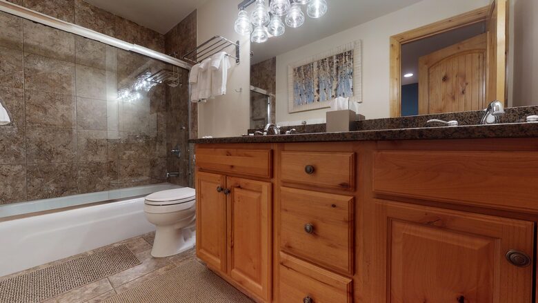 Montaneros 218 - Vail, Colorado