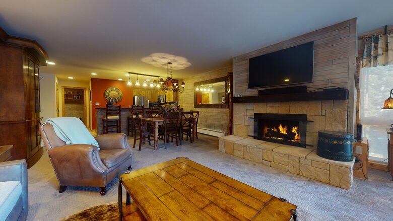 Montaneros 218 - Vail, Colorado