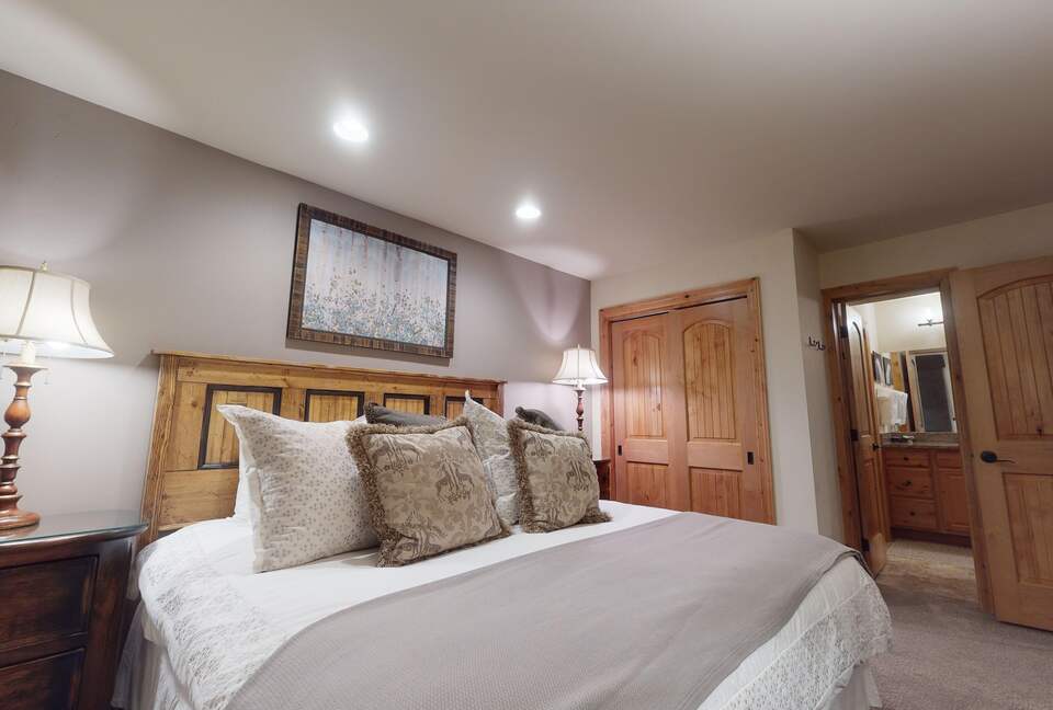 Montaneros 218 - Vail, Colorado