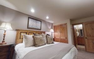 Montaneros 218 - Vail, Colorado