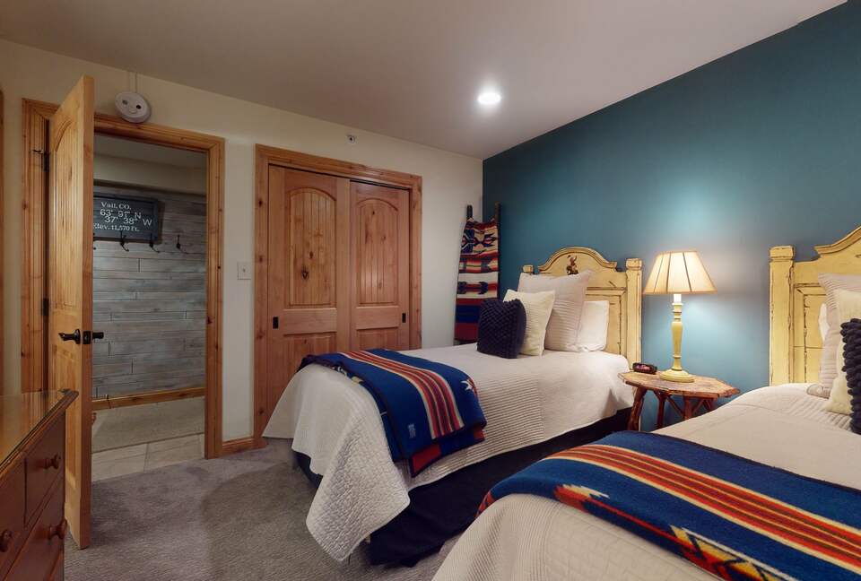 Montaneros 218 - Vail, Colorado