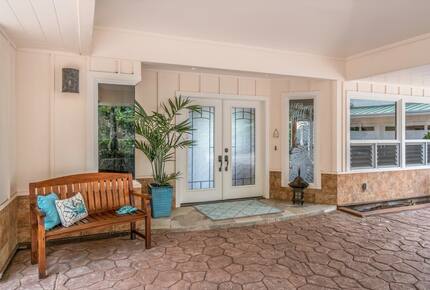 Serene Hawaiian Estate Above the Sea - Kailua Kona, Hawaii