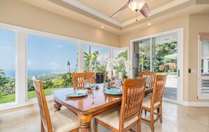 Serene Hawaiian Estate Above the Sea - Kailua Kona, Hawaii