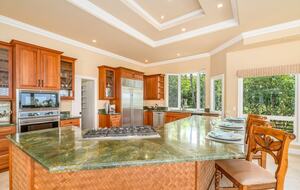 Serene Hawaiian Estate Above the Sea - Kailua Kona, Hawaii