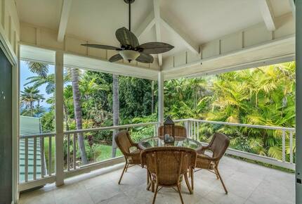 Serene Hawaiian Estate Above the Sea - Kailua Kona, Hawaii