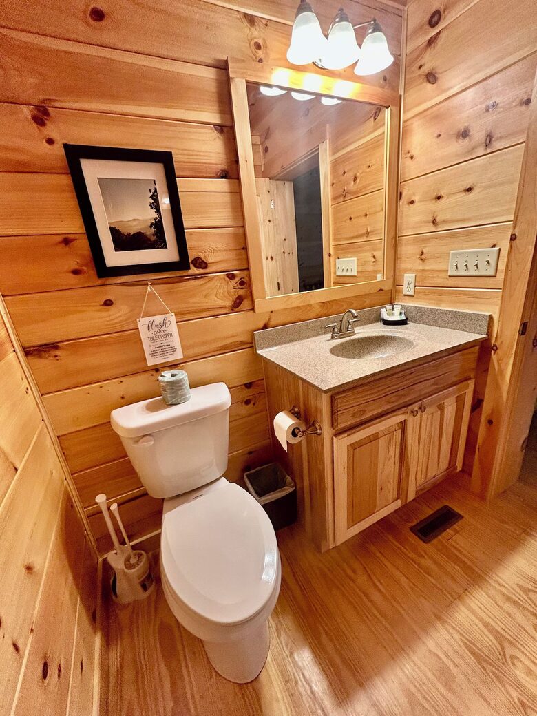 Elegant Lodge Retreat Nestled in the Appalachians - Banner Elk, North Carolina