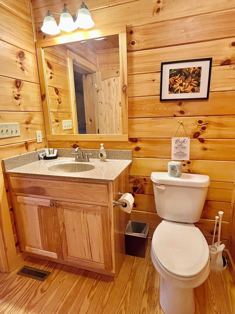 Elegant Lodge Retreat Nestled in the Appalachians - Banner Elk, North Carolina