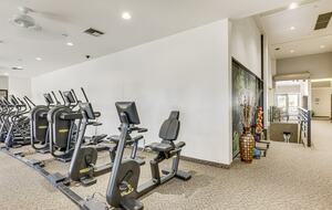 Sunlit Serenity on the 15th Hole - Palm Desert, California