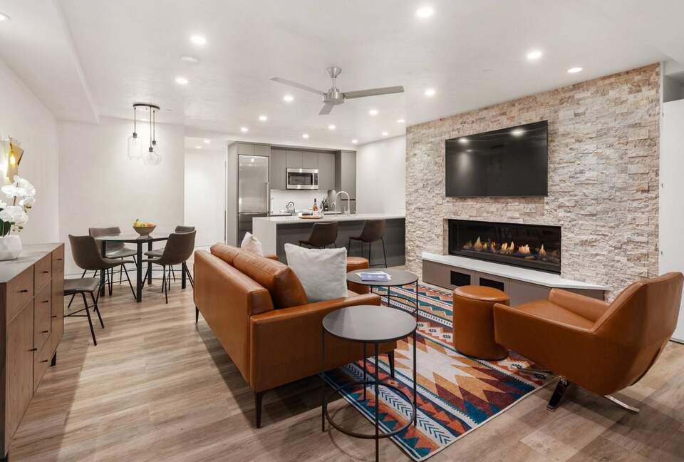 Elegant Aspen Escape Near Gondola - Aspen, Colorado