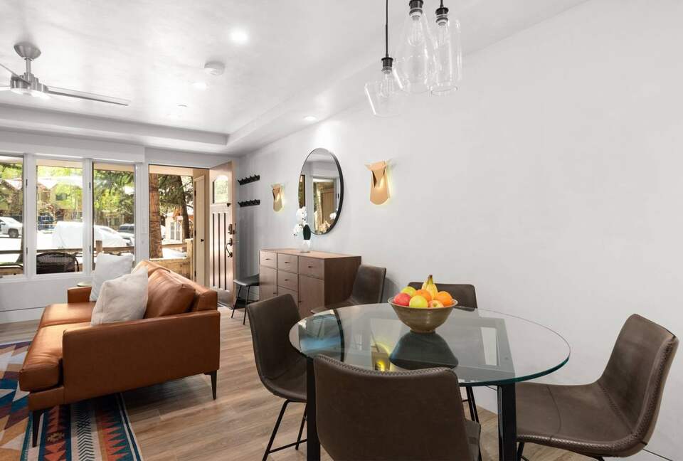 Elegant Aspen Escape Near Gondola - Aspen, Colorado